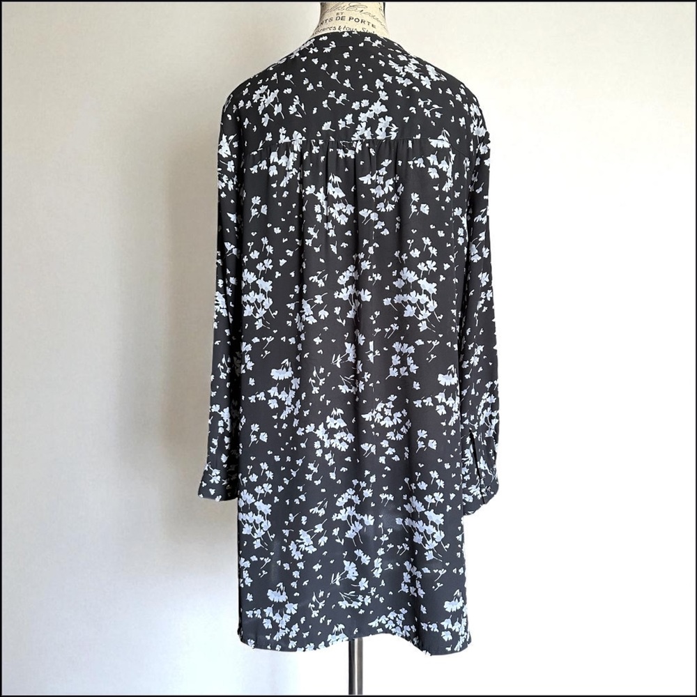 CeCe Floral Sheer Tunic Blouse - Picture 5 of 8